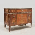 1742 3535 CHEST OF DRAWERS